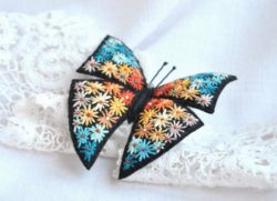 hand-embroidery-butterfly-brooch-flower-embroidery-felt-brooch-colorful-fabric-butterfly-jewelry-embroidery-art-fiber-brooch-butterfly-pin