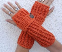 15a6576e050c45a456ac7685d298c40e--crochet-arm-warmers-crochet-gloves