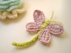 48c644984ab74c6b42c07031974bf503--crochet-butterfly-crochet-flowers