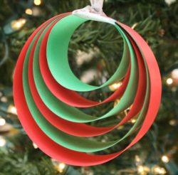 Easy-Paper-Christmas-Ornament