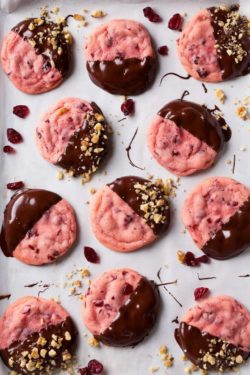 chocolate-dipped-cranberry-cookies-8-768x1152