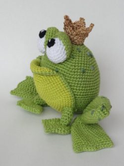 2c85401a421c84ed0a0f8df34542face--crochet-frog-amigurumi-crochet