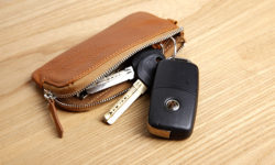 LAN-men-s-genuine-leather-key-wallet-famous-brand-key-case-handmade-key-holder