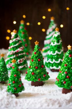 christmas-tree-rice-krispies-treats-6-768x1152