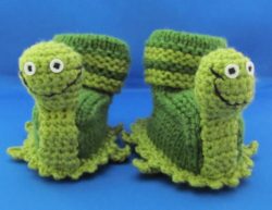 turtle_booties_knit_and_crocheted_sizes_newborn_to_one_year_3959a469