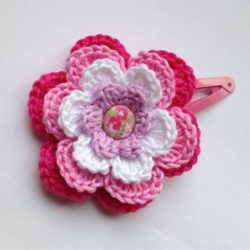 7ac7b3e24bddef75712062e7462615d6--knit-flowers-crocheted-flowers