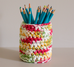 crochet-holder