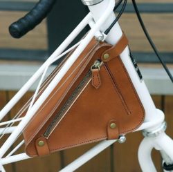 naborsa_bicycle_leather_bag_for_moulton_tsr_bike