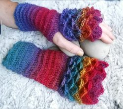 rainbow-crochet-fingerless-glovesdragon-scale-gloves-crochet-glovesinspired-by-game-of-thrones-0
