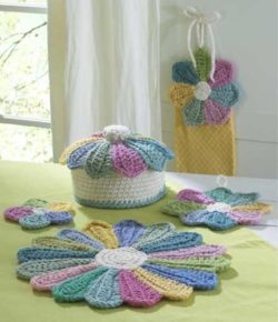 Crochet-Maggie-Weldon-Scrap-Fan-Kitchen-Set-PB006_580x