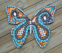 ffcf7b7112bb07a4a6a4c43ff3142940--butterfly-mosaic-a-butterfly