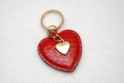 red-keyring-red-heart-womens-key-chain-leather-keychain-leather-key-ring-heart-keychain-valentines-day-gift-for-sister-for-wife-womens-gift