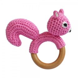 sindibaba-12159-squirrel-rattle-on-wooden-grasp-ring-rose-crochet-grasp-toy-339-600x600