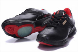 urve-Leather-Running-Shoes-Red-Black-Women-s-84_06