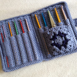 Aluminum-Crochet-Hook-Case-Free-Crochet-Pattern-Main