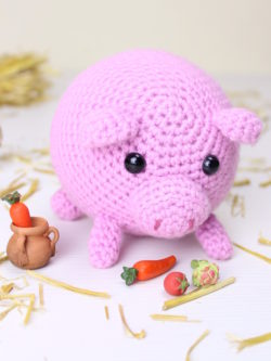 Puffy-the-little-pig-amigurumi-crochet-pattern-by-Tremendu-2