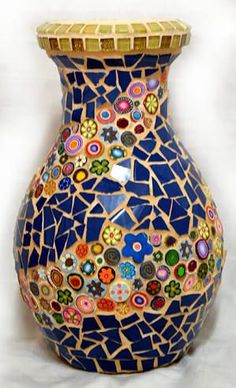 c4b934ad33b0a63221cef6d70939ff72--mosaic-planters-mosaic-vase