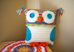 crochet-owl-pillow