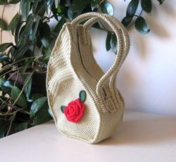 f73d186046e669b236598d18c3255f22--crochet-handbags-crochet-bags