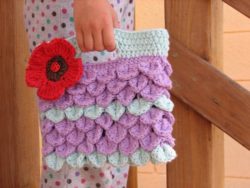 girls_bag__purse_with_large_flower__crochet_pattern_pdf_5974981c