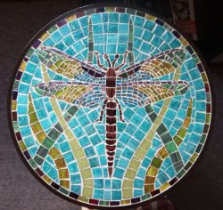 95756255224b204f6e6e736d27f90689--butterfly-mosaic-mosaic-stepping-stones