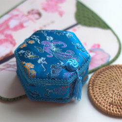 Mini-Jewelry-Box-Traditional-Chinese-Embroidery-Portable-Travel-Jewellery-Storage-Boxes-Necklace-Holder-Small-Makeup-Organizer (1)
