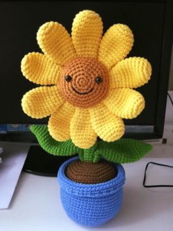 amigurumi-sunflower-pot-ylcloud-1606-14-ylcloud@4