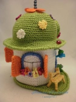 5c2857e389a31a2ac7cb15d2896ce4a7--fairy-houses-crocheted-toys