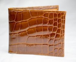 cognac-glazed-alligator-wallet-915x750