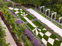 Landscape-bank-landscape-modern-with-grass-squares-retaining-walls-retaining-walls-4