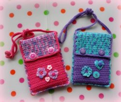 Nice-Crochet-Cell-Phone-Cover