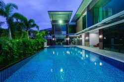 pool-modern-large-garden-plants-tropical-style-ideas