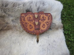 viking_leather_bag_by_istaron-d3hy25b