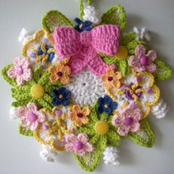 2cbfa13d5411ba38df00c3eaa68a5804--crochet-wreath-crochet-crafts