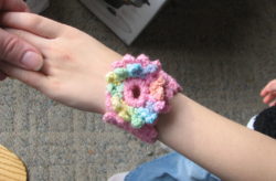 Easy-crochet-bracelet-patterns