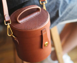 Handmade-Leather-Cylinder-Shaped-Purse-Shoulder-Bag-2017-5-25-christmas-gifts-cool-stuffs-feelgift-7