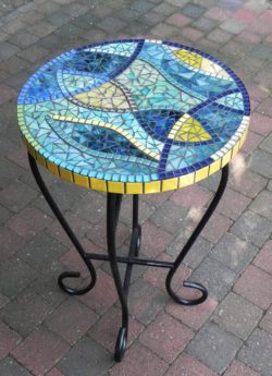 bf2e5d0c6f1e01fa32f9f767968921bf--mosaic-tables-glazed-ceramic