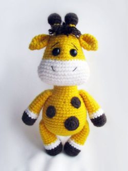 df78c23752ebab3806cc8b9d56f69b37--baby-giraffes-crocheted-toys