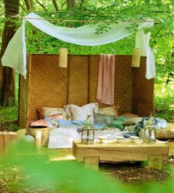 dreamy-outdoor-bedroom-designs-10-554x615