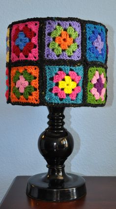 1e526b339f918f9e4eae6d81db9717d9--bedroom-lamps-crochet-lamp