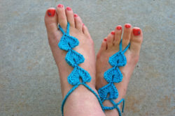 Hearts-Barefoot-Sandals-FREE-Crochet-Pattern