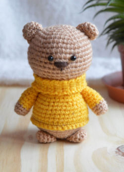 Small-Bear-amigurumi-crochet-toy-rattle (1)
