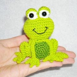 crochet-frog-little-green-frog-amigurumi-frog-fairy-tail-frog-doll-frog-stuffed-animal-frog-plush-frog-baby-nursery-kawaii-kiss-the-frog