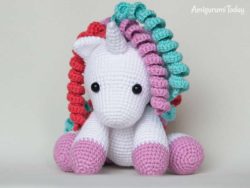 Baby-unicorn-amigurumi-Free-pattern-by-Amigurumi-Today