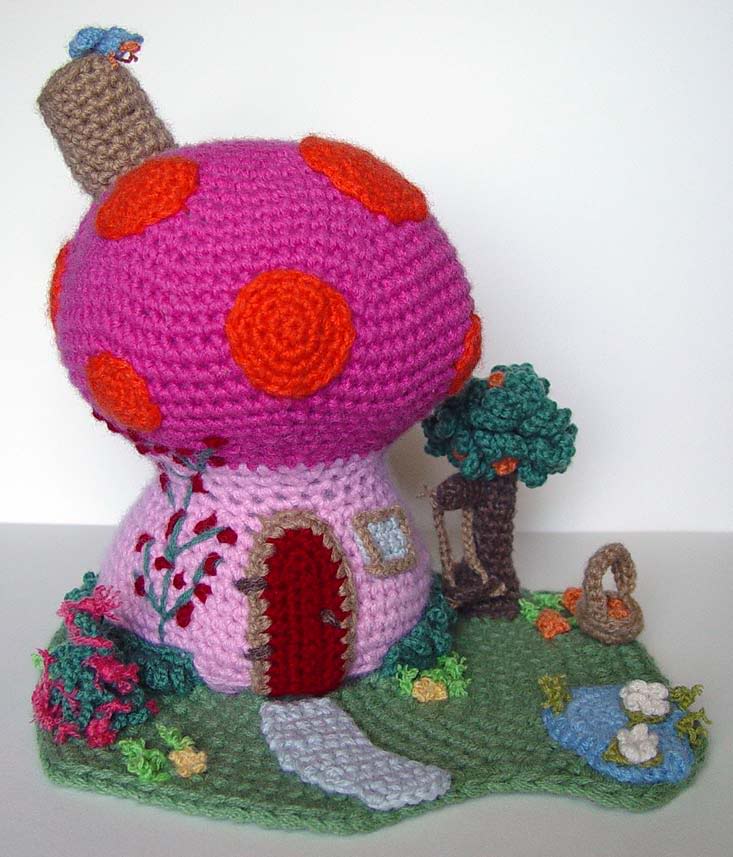 crochet mushroom house