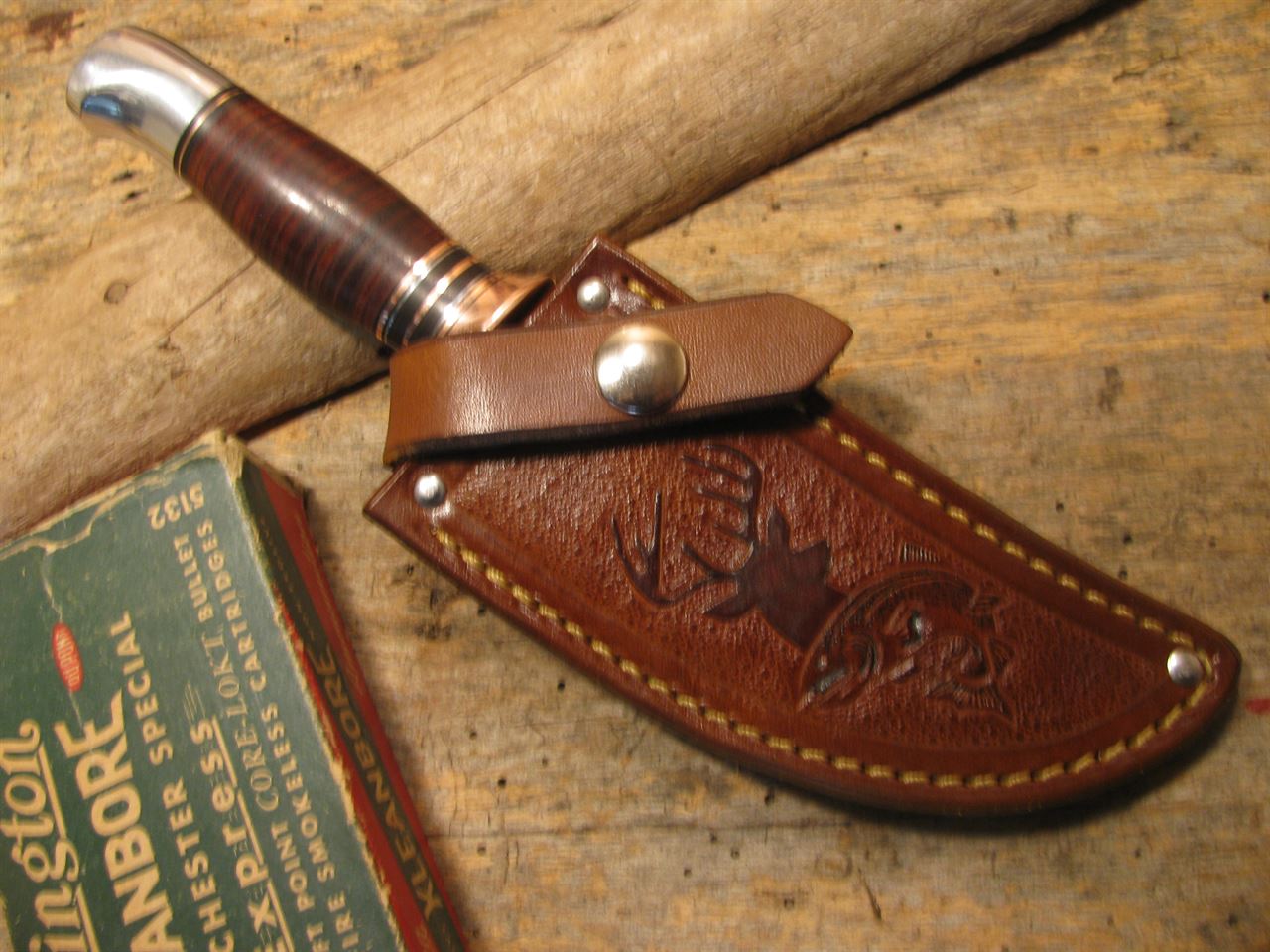 0010252_trout-deer-hand-made-hand-tooled-sheath