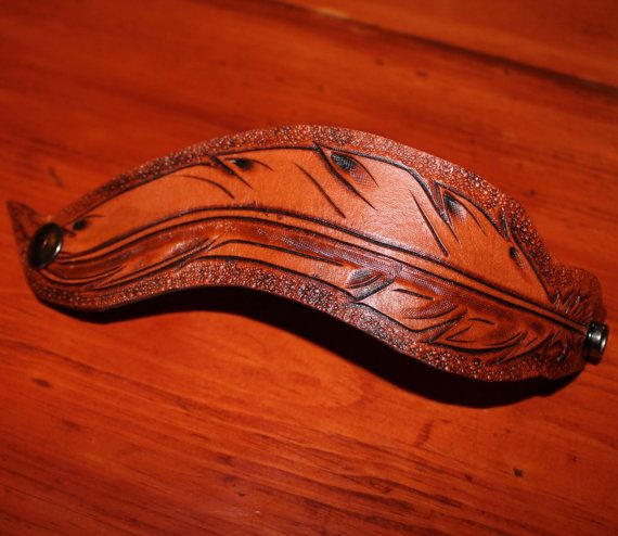 67d1cb286b7cfc3122528674e080c328--leather-carving-leather-tooling