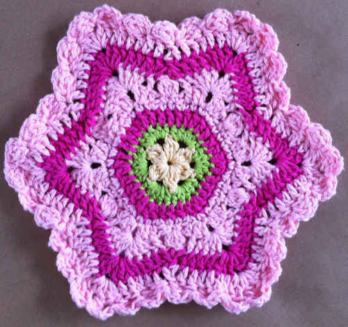 Crochet-Flower-Dishcloth