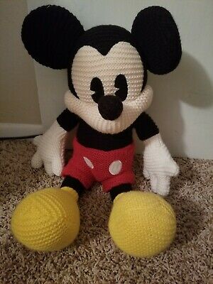 Disney-Parks-Mickey-Mouse-Knit-Crochet-Plush-Toy